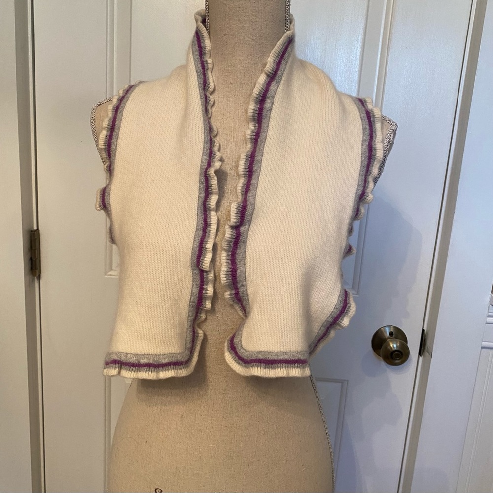 SCARF CASHMERE CREAM GRAY PURPLE RECTANGLE RUFFLE LETTUCE EDGE ACCESSORY